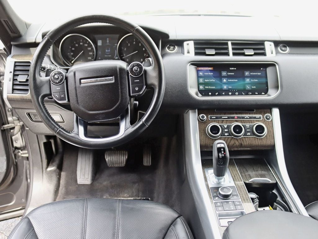 2017 Land Rover Range Rover Sport SuperCharged photo 11