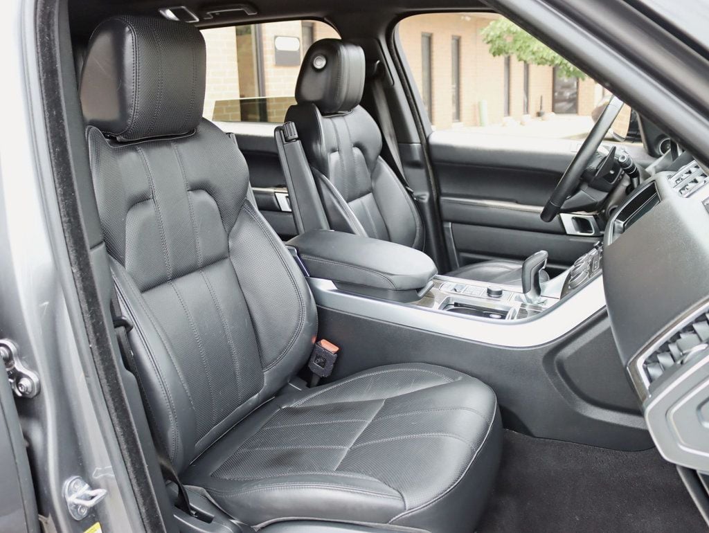 2017 Land Rover Range Rover Sport SuperCharged photo 24