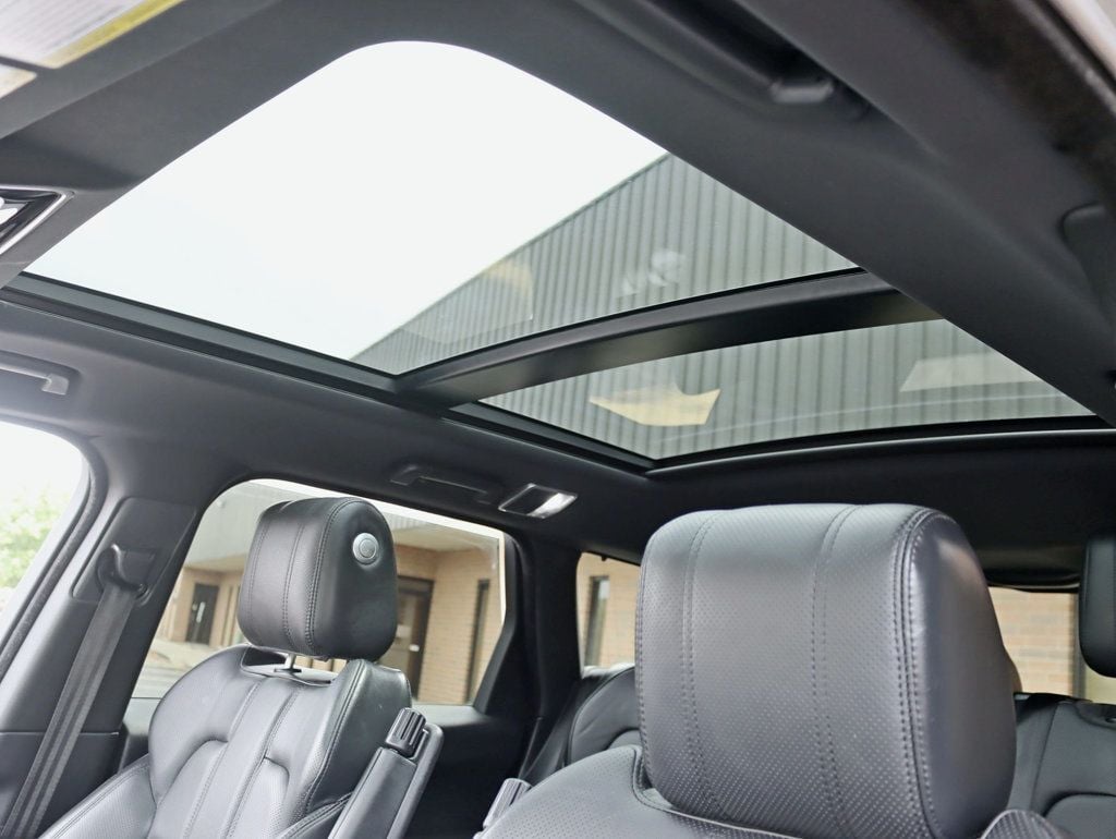 2017 Land Rover Range Rover Sport SuperCharged photo 27
