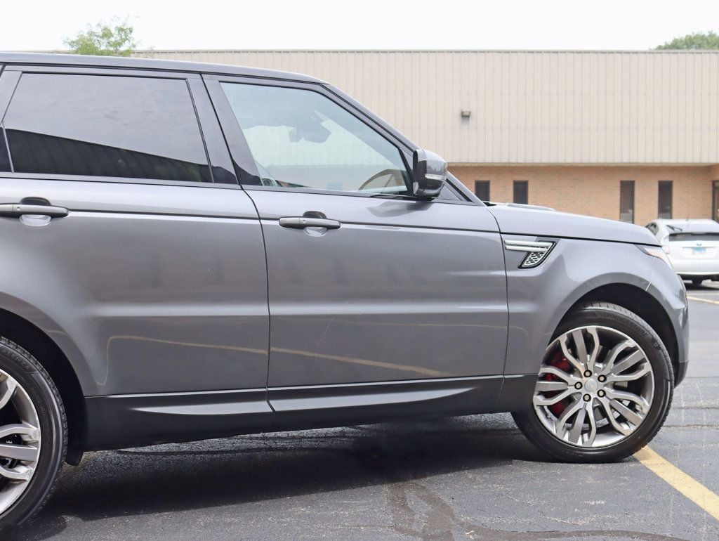 2017 Land Rover Range Rover Sport SuperCharged photo 4
