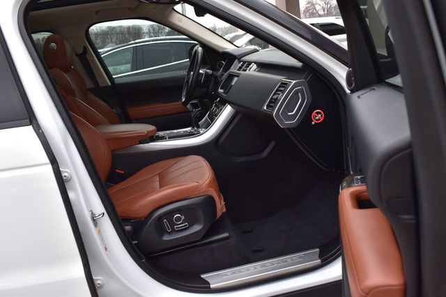 2017 Land Rover Range Rover Sport V8 Supercharged Dynamic - 22956295 - 16