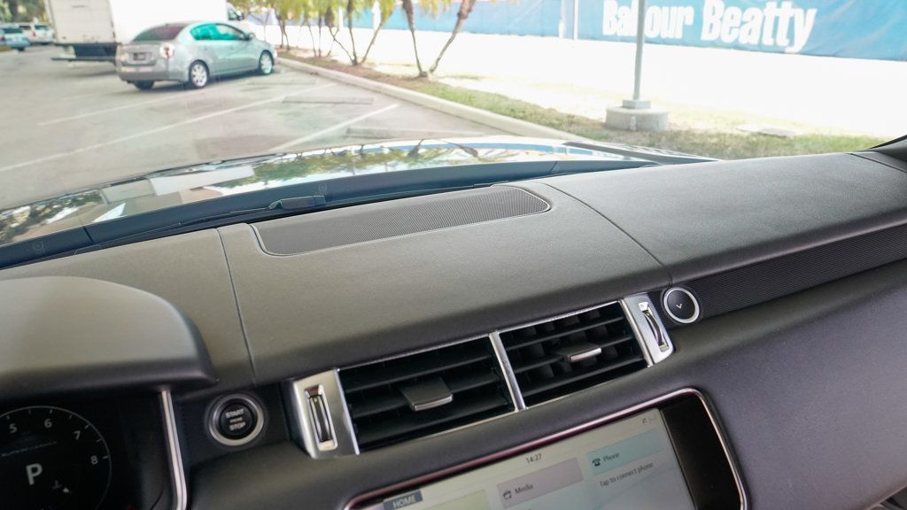 2017 Land Rover Range Rover Sport V8 Supercharged Dynamic - 22829156 - 58