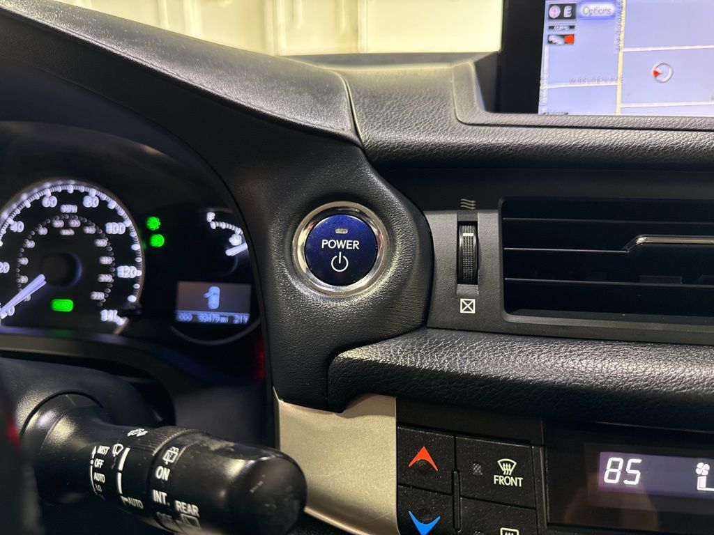 2017 Lexus CT CT 200h FWD - 22990398 - 15