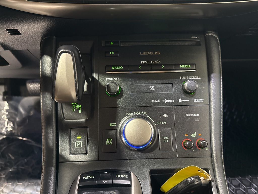2017 Lexus CT CT 200h FWD - 22990398 - 21