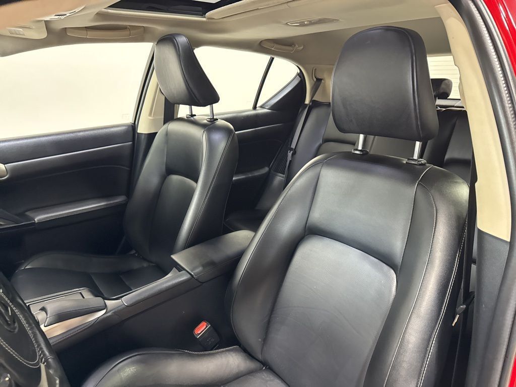 2017 Lexus CT CT 200h FWD - 22990398 - 29