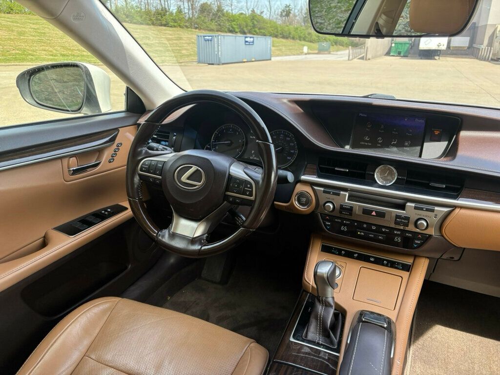 2017 Lexus ES 2017 LEXUS ES 350 - 22998683 - 23