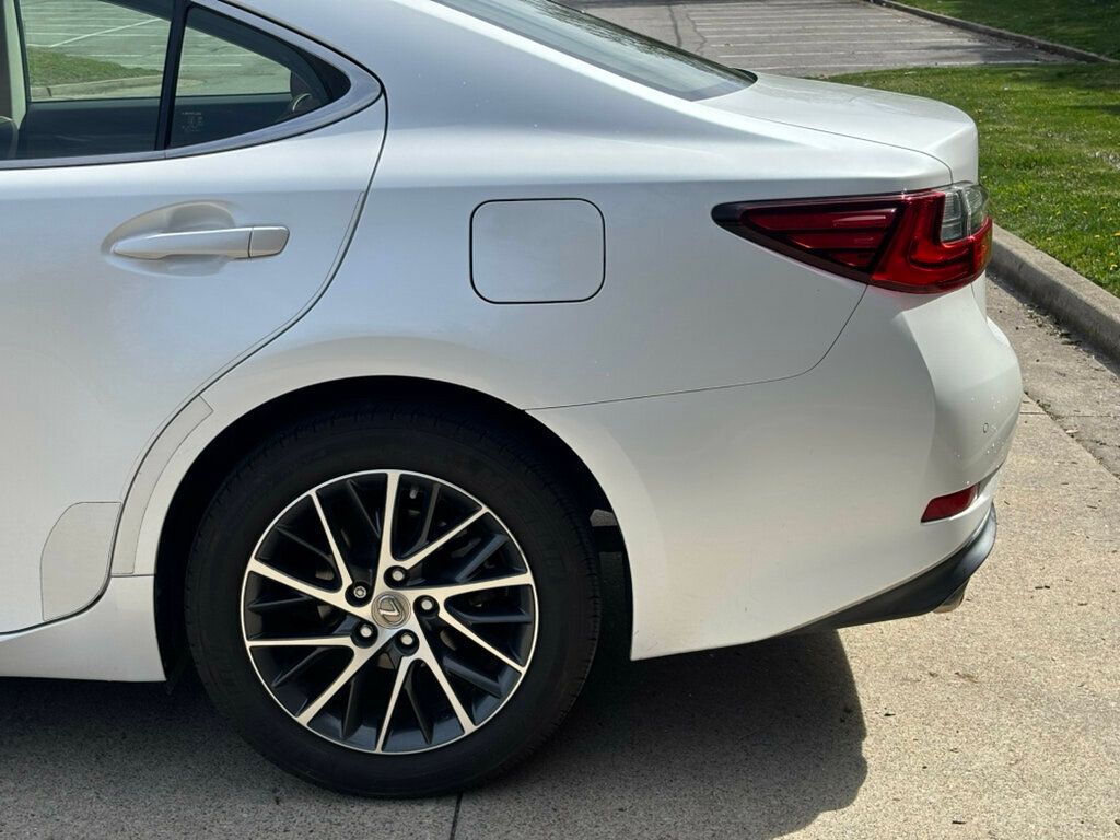 2017 Lexus ES 2017 LEXUS ES 350 - 22998683 - 40