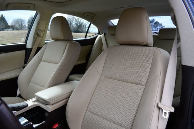 2017 Lexus ES ES 350 Sedan - 22971259 - 20