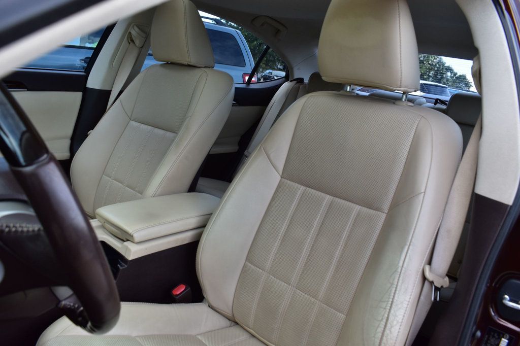 2017 Lexus ES 350 photo 15