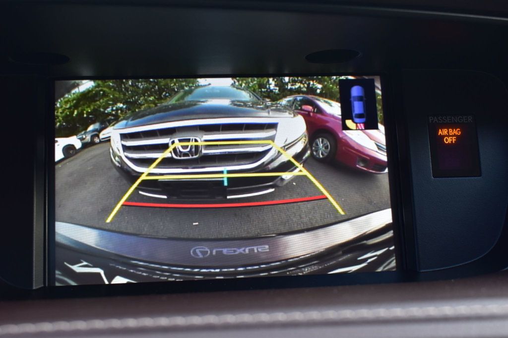2017 Lexus ES 350 photo 32