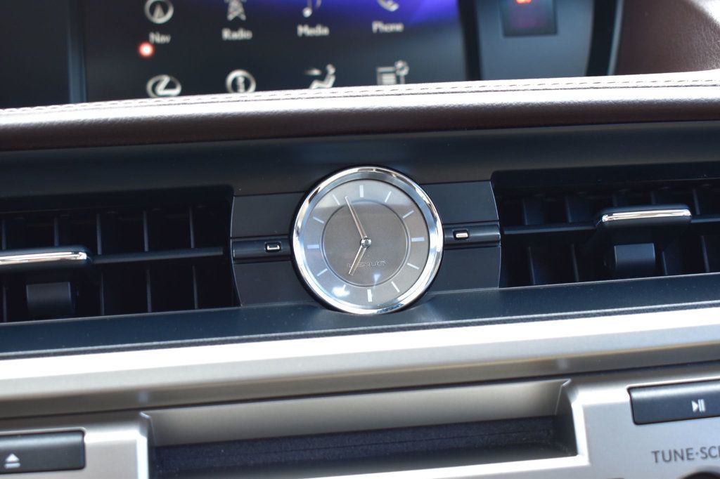 2017 Lexus ES 350 photo 40