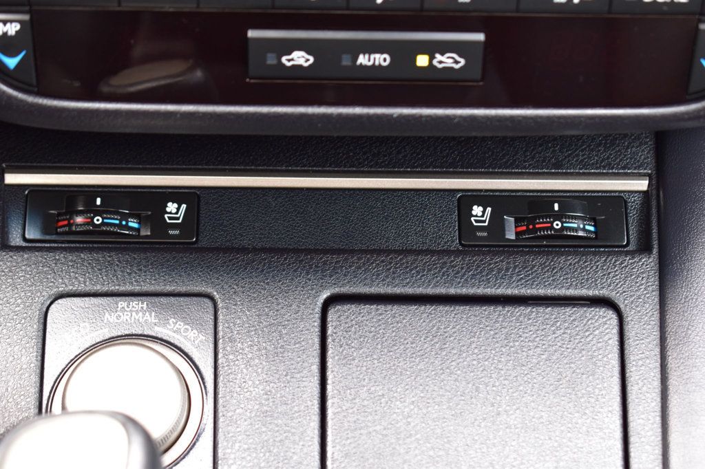 2017 Lexus ES ES 350 Sedan - 22983848 - 30