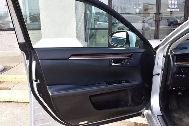 2017 Lexus ES ES 350 Sedan - 22983848 - 59