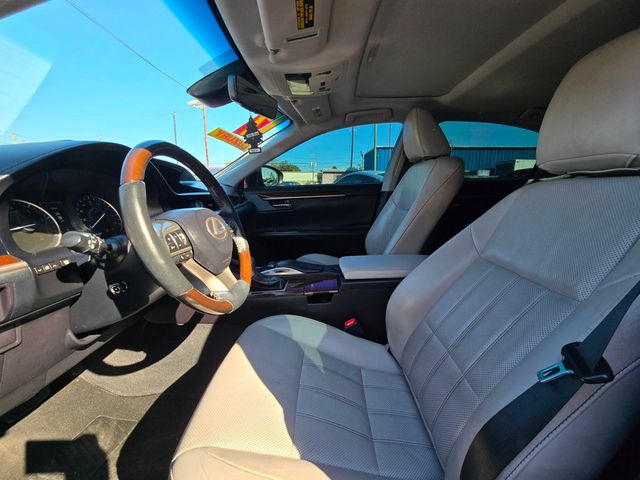 2017 Lexus ES ES 350 Sedan - 22930015 - 4