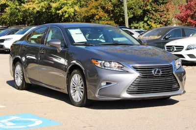 2017 Lexus ES