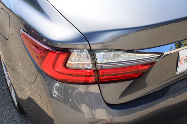 2017 Lexus ES ES 350 Sedan - 23101718 - 10