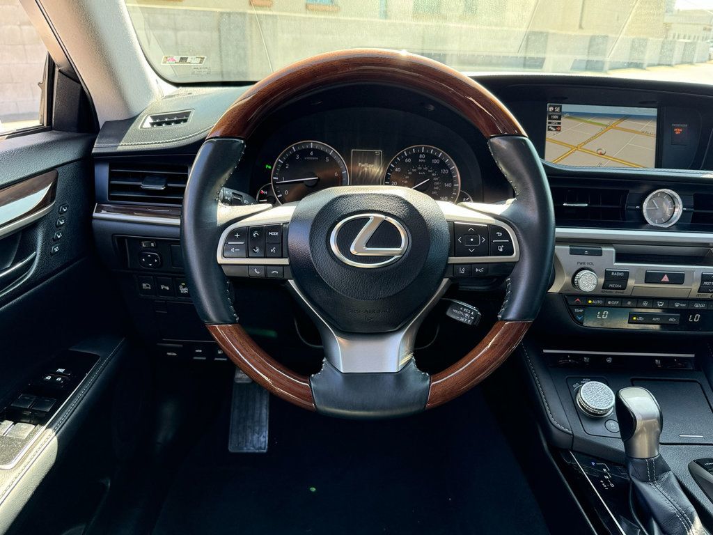 2017 Lexus ES ES 350 Sedan - 22613232 - 21