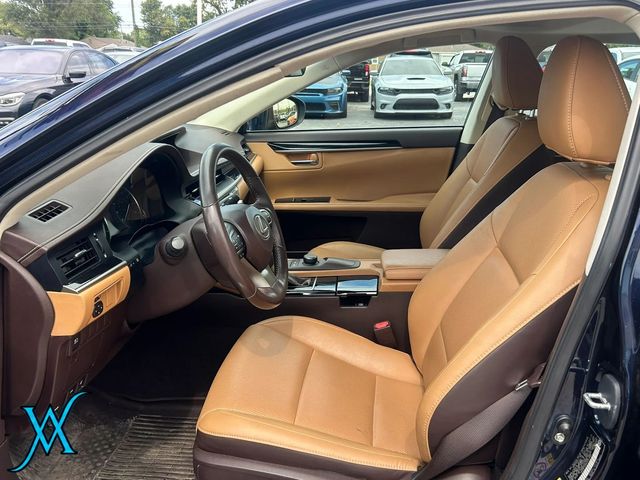 2017 Lexus ES ES 350 Sedan 4D - 23083755 - 10