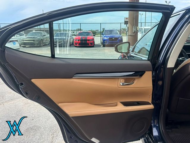 2017 Lexus ES ES 350 Sedan 4D - 23083755 - 13