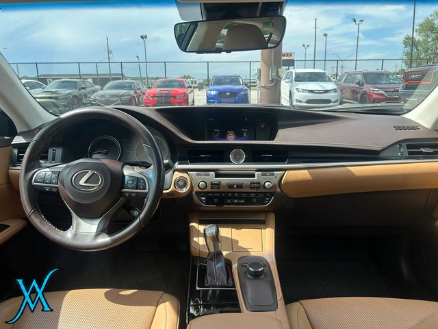 2017 Lexus ES ES 350 Sedan 4D - 23083755 - 28