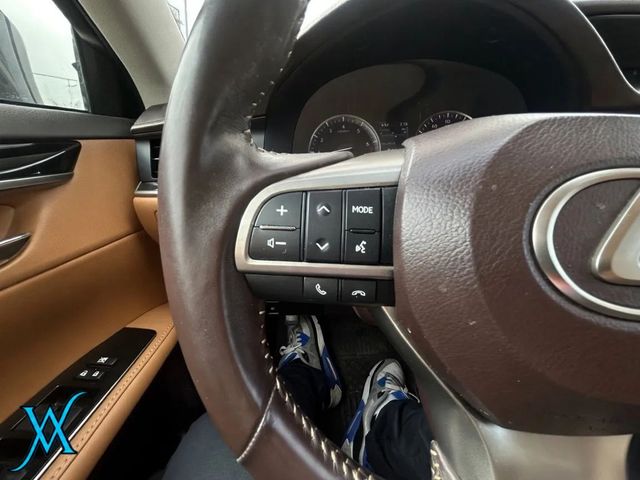 2017 Lexus ES ES 350 Sedan 4D - 23083755 - 34