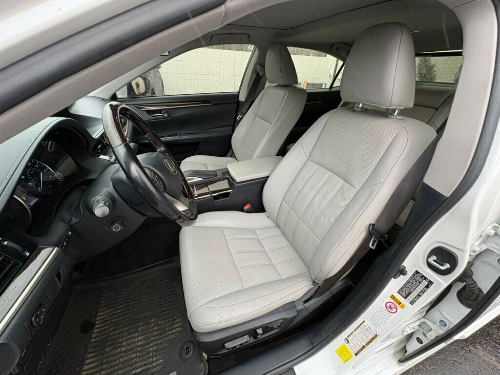 2017 Lexus ES LocalTrade/LuxuryPkg/Heated&CooledSeats/PowerSunroof/NAV - 22969036 - 9