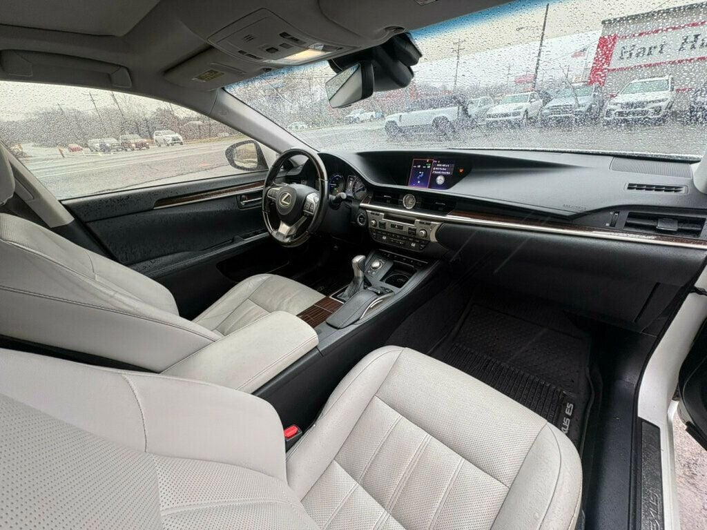 2017 Lexus ES LocalTrade/LuxuryPkg/Heated&CooledSeats/PowerSunroof/NAV - 22969036 - 20