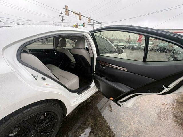 2017 Lexus ES LocalTrade/LuxuryPkg/Heated&CooledSeats/PowerSunroof/NAV - 22969036 - 21