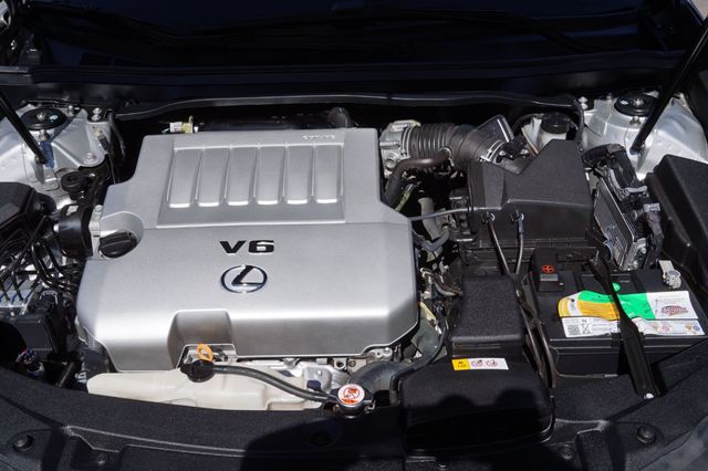 2017 Lexus ES  NAVIGATION, BACKUP CAMERA, PANORAMIC ROOF,HEATED & COOLED SEATS - 22926750 - 9