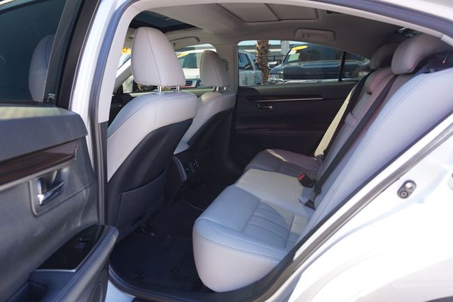 2017 Lexus ES  NAVIGATION, BACKUP CAMERA, PANORAMIC ROOF,HEATED & COOLED SEATS - 22926750 - 17