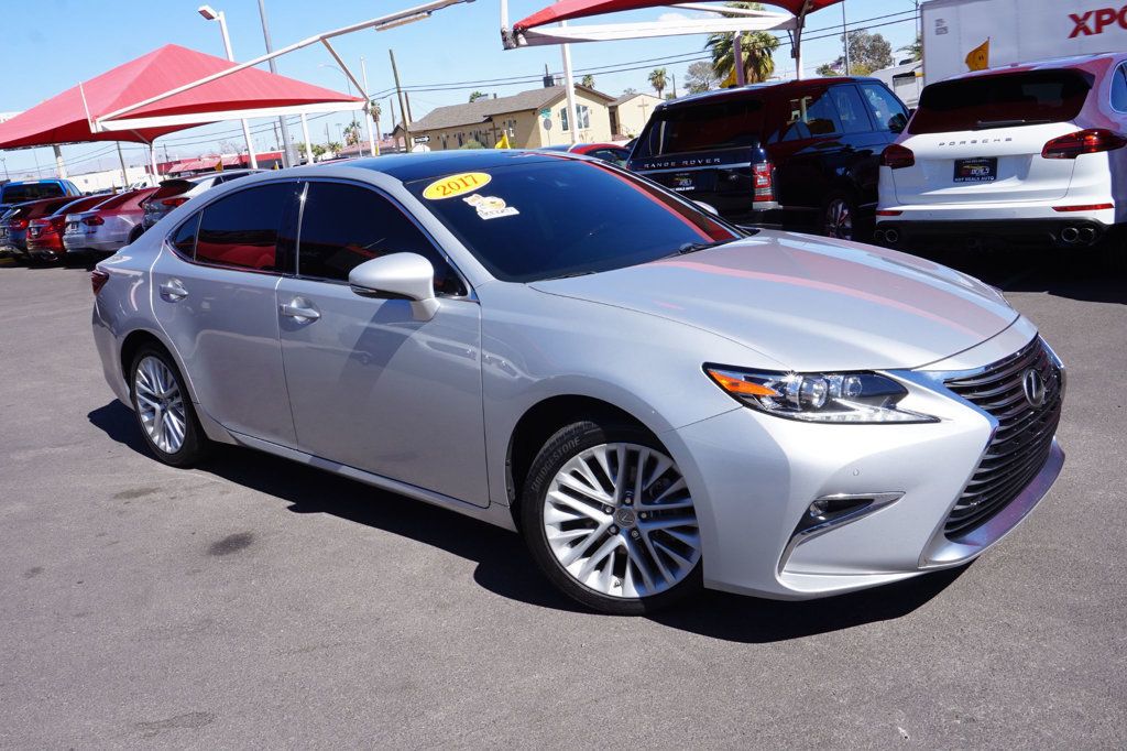 2017 Lexus ES 350 photo 2