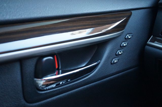 2017 Lexus ES  NAVIGATION, BACKUP CAMERA, PANORAMIC ROOF,HEATED & COOLED SEATS - 22926750 - 23