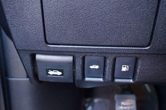 2017 Lexus ES  NAVIGATION, BACKUP CAMERA, PANORAMIC ROOF,HEATED & COOLED SEATS - 22926750 - 25