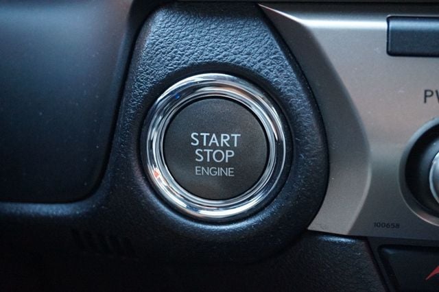 2017 Lexus ES  NAVIGATION, BACKUP CAMERA, PANORAMIC ROOF,HEATED & COOLED SEATS - 22926750 - 28