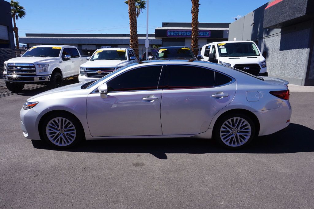 2017 Lexus ES 350 photo 3