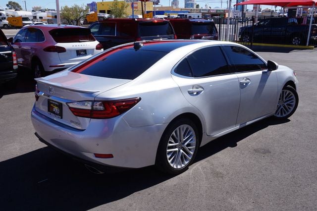 2017 Lexus ES  NAVIGATION, BACKUP CAMERA, PANORAMIC ROOF,HEATED & COOLED SEATS - 22926750 - 5