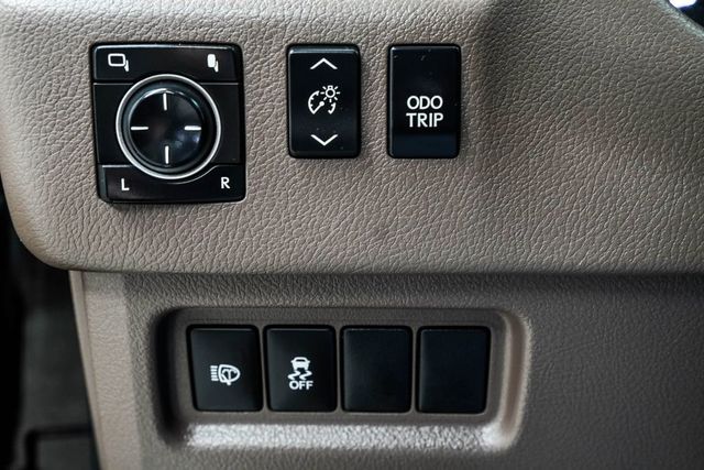 2017 Lexus GX GX 460 4WD - 23019221 - 36