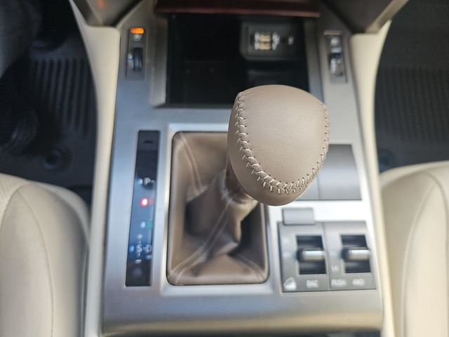 2017 Lexus GX GX 460 4WD - 22987313 - 32