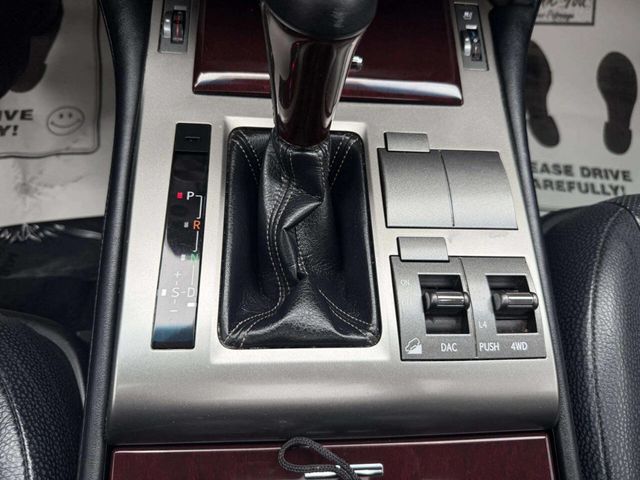 2017 Lexus GX GX 460 4WD - 22932582 - 31