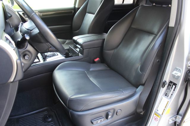 2017 Lexus GX GX 460 4WD - 23045542 - 19