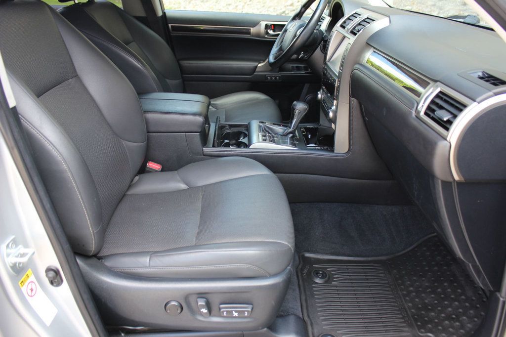 2017 Lexus GX GX 460 4WD - 23045542 - 21