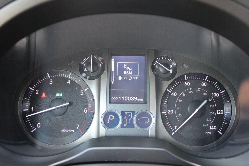 2017 Lexus GX GX 460 4WD - 23045542 - 32