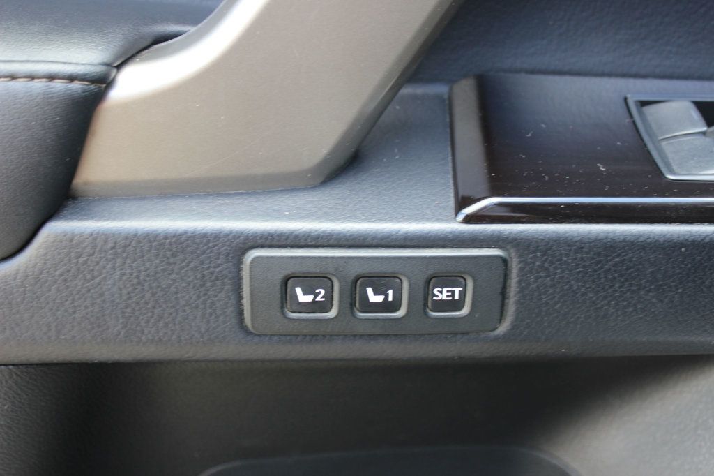 2017 Lexus GX GX 460 4WD - 23045542 - 33