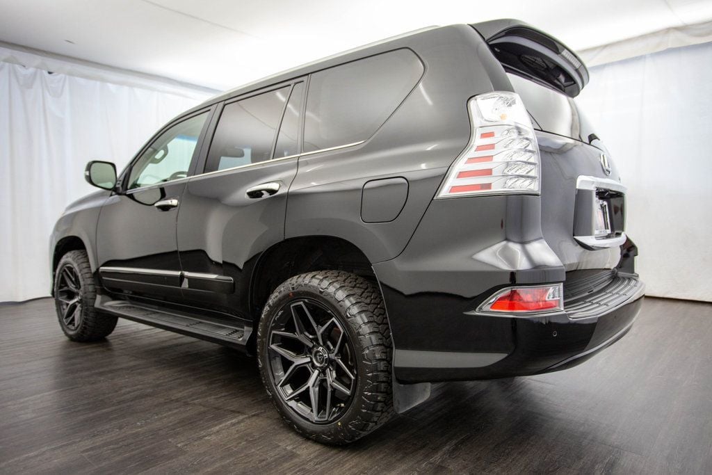 2017 Lexus GX GX 460 4WD - 22476788 - 32