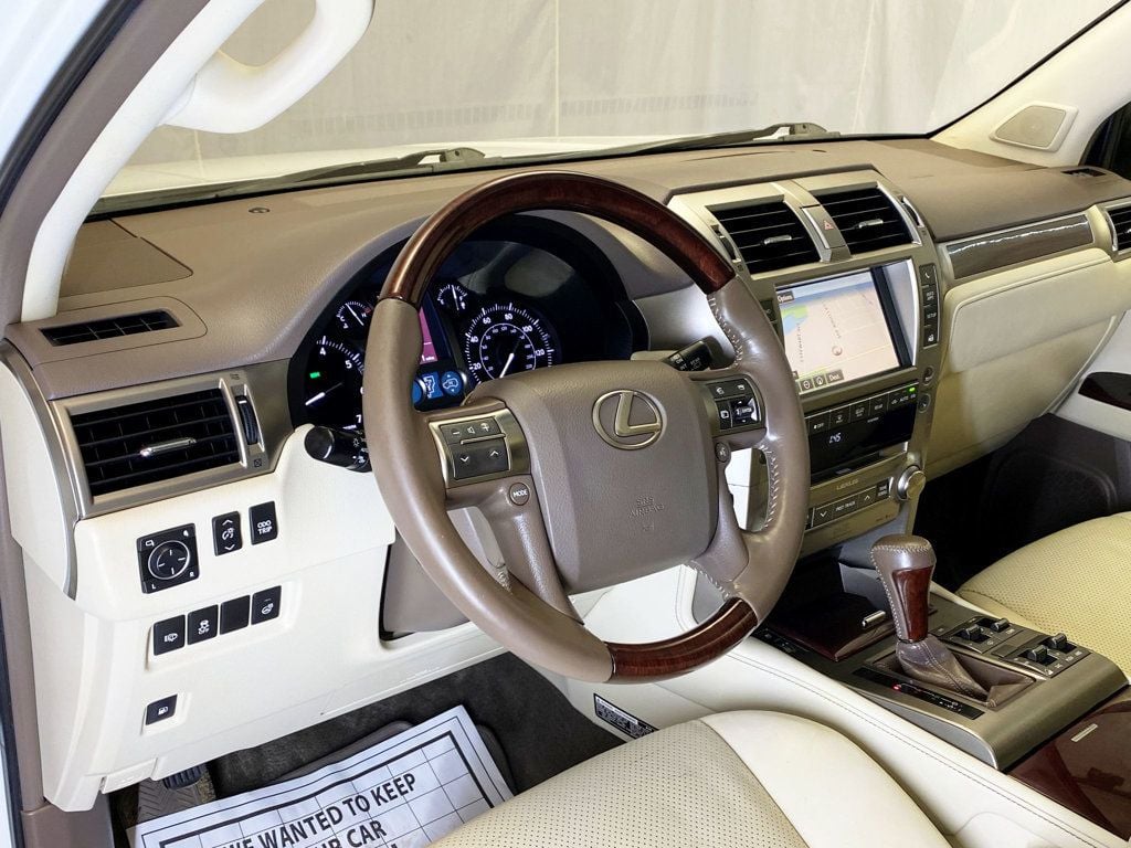 2017 Lexus GX GX 460 Luxury 4WD - 22987483 - 27