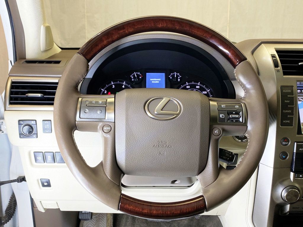 2017 Lexus GX GX 460 Luxury 4WD - 22987483 - 29