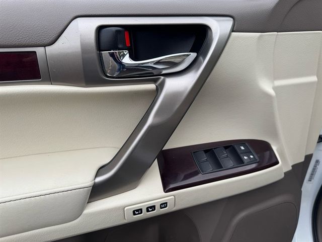 2017 Lexus GX GX 460 Premium 4WD - 22939560 - 12