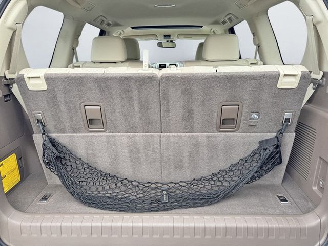 2017 Lexus GX GX 460 Premium 4WD - 22939560 - 24