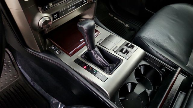 2017 Lexus GX GX 460 Premium 4WD - 22942678 - 16