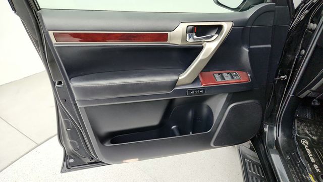 2017 Lexus GX GX 460 Premium 4WD with Blind Spot Monitor - 22942678 - 10